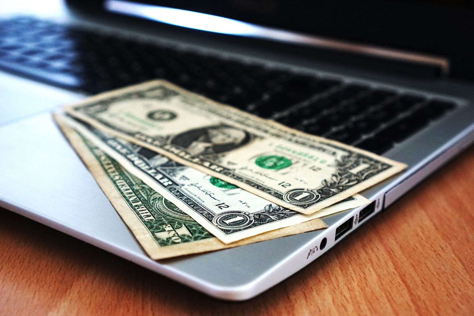 Buy-New-Computer-Featured