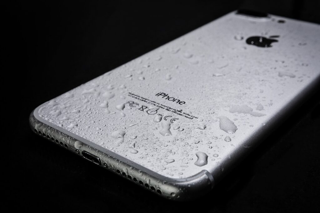 Wet-iPhone-Featured
